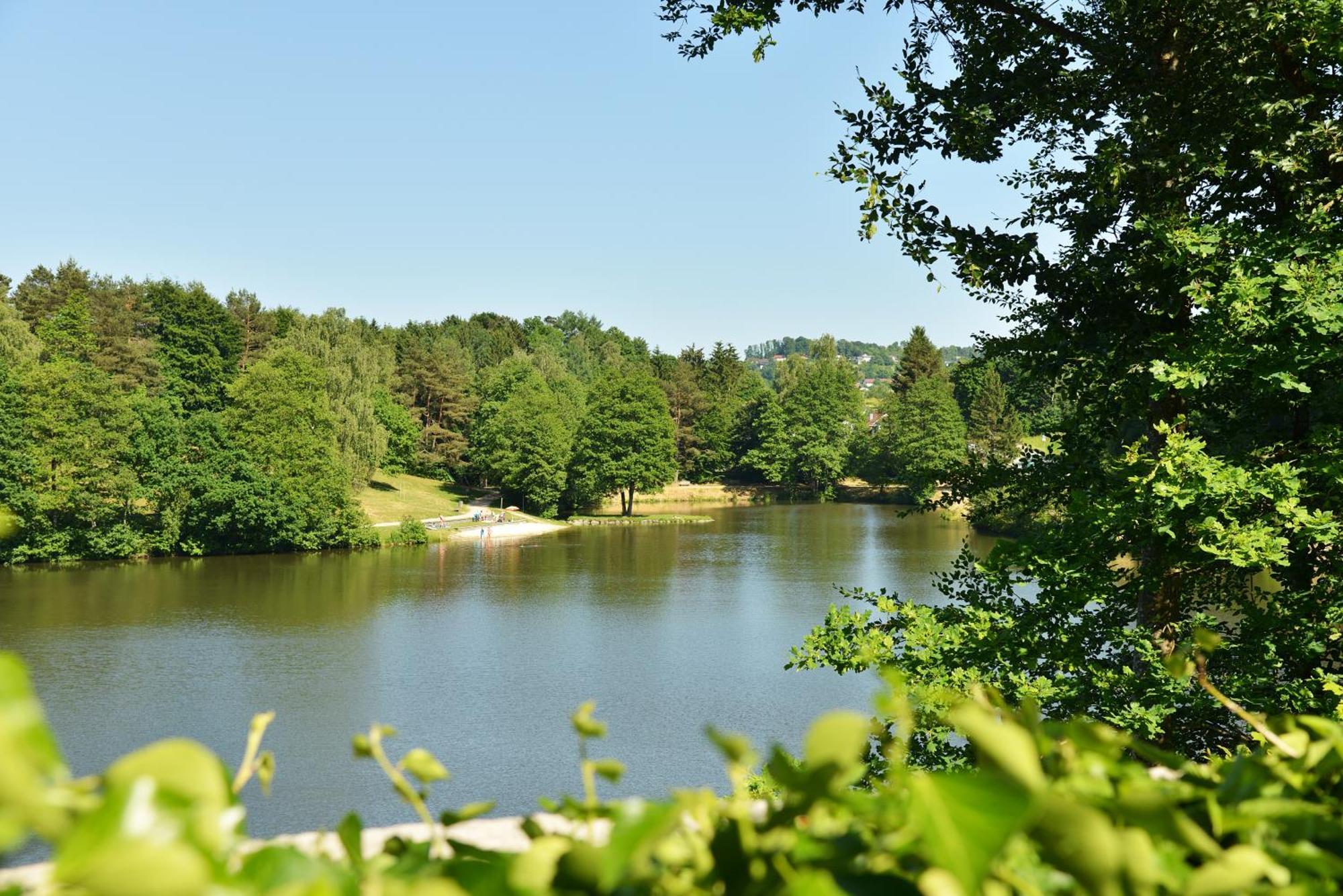 Das Dreiburgensee Naturhotel & Spa Thurmansbang Exteriör bild